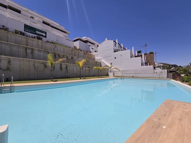 2 sypialnia Apartament na sprzedaż w La Cala de Mijas, Mijas z basenem garażem - 595 000 € (Ref: 9870438)