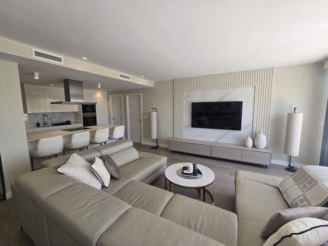 2 sypialnia Apartament na sprzedaż w La Cala de Mijas, Mijas z basenem garażem - 595 000 € (Ref: 9870438)