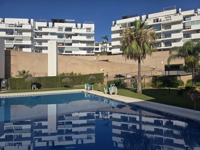 Apartamento de 2 habitaciones en Riviera del Sol, Mijas en venta con piscina - 215.000 € (Ref: 9946648)