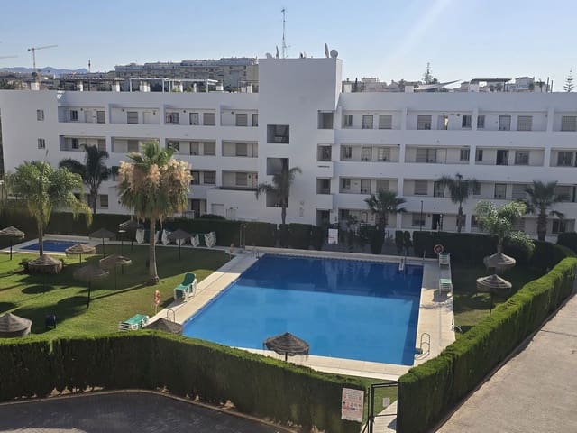 Apartamento de 2 habitaciones en Riviera del Sol, Mijas en venta con piscina - 215.000 € (Ref: 9946648)
