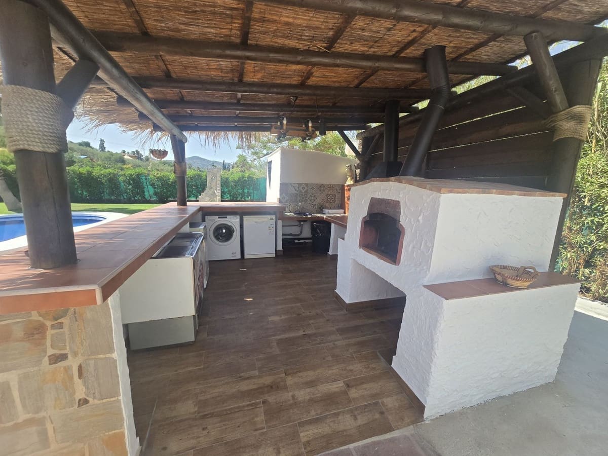Finca/Casa Rural de 3 habitaciones en Estación de Cártama en venta con piscina garaje - 445.000 € (Ref: 9969045)