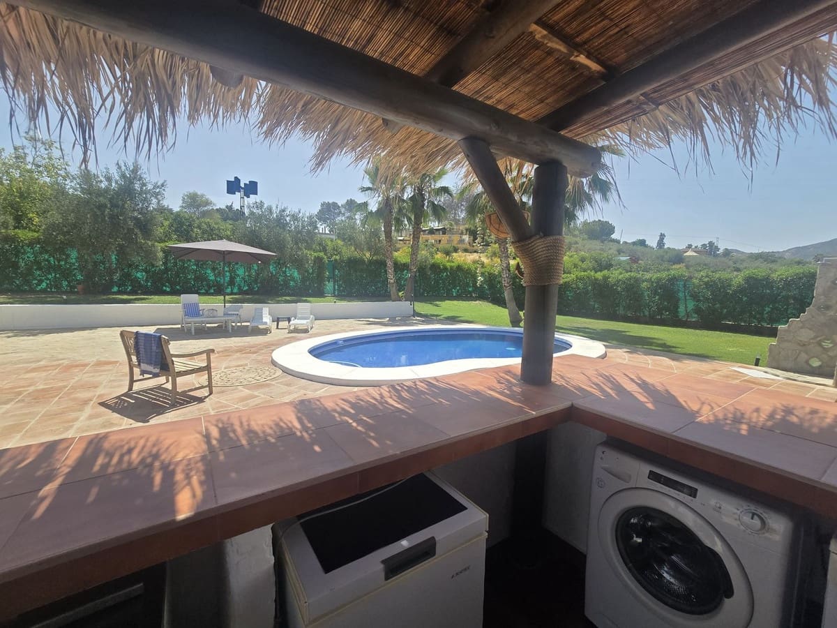 Finca/Casa Rural de 3 habitaciones en Estación de Cártama en venta con piscina garaje - 445.000 € (Ref: 9969045)