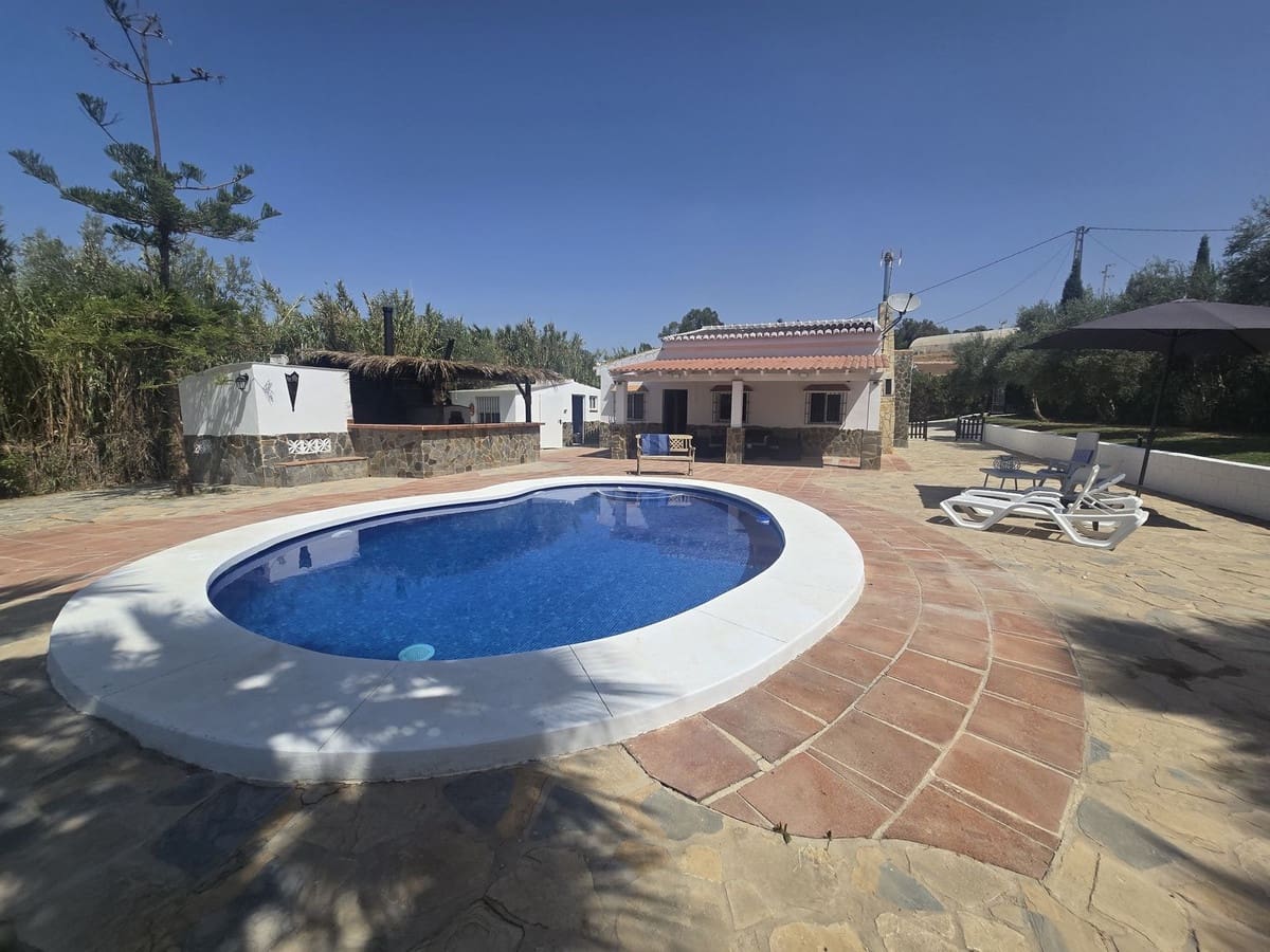 Finca/Casa Rural de 3 habitaciones en Estación de Cártama en venta con piscina garaje - 445.000 € (Ref: 9969045)