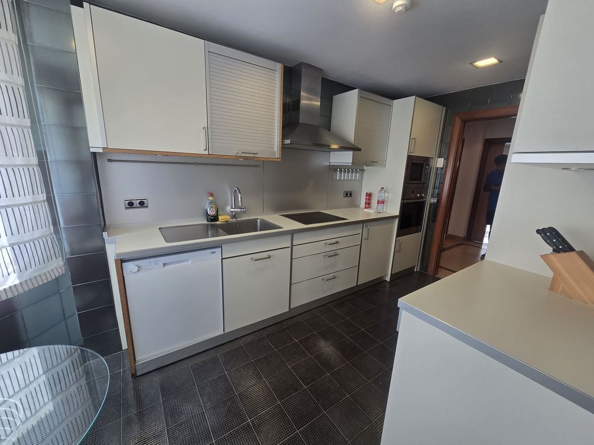 3 soverom Leilighet til salgs i Puerto Banus med svømmebasseng - € 1 850 000 (Ref: 9999467)