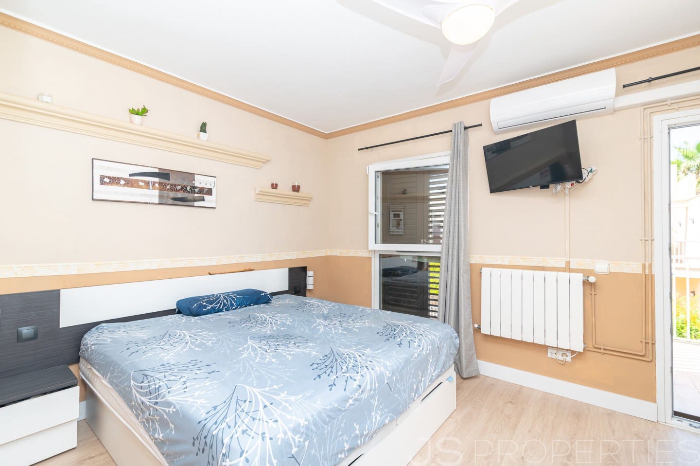 4 chambre Villa/Maison Semi-Mitoyenne à vendre à Alcudia avec garage - 630 000 € (Ref: 10009915)