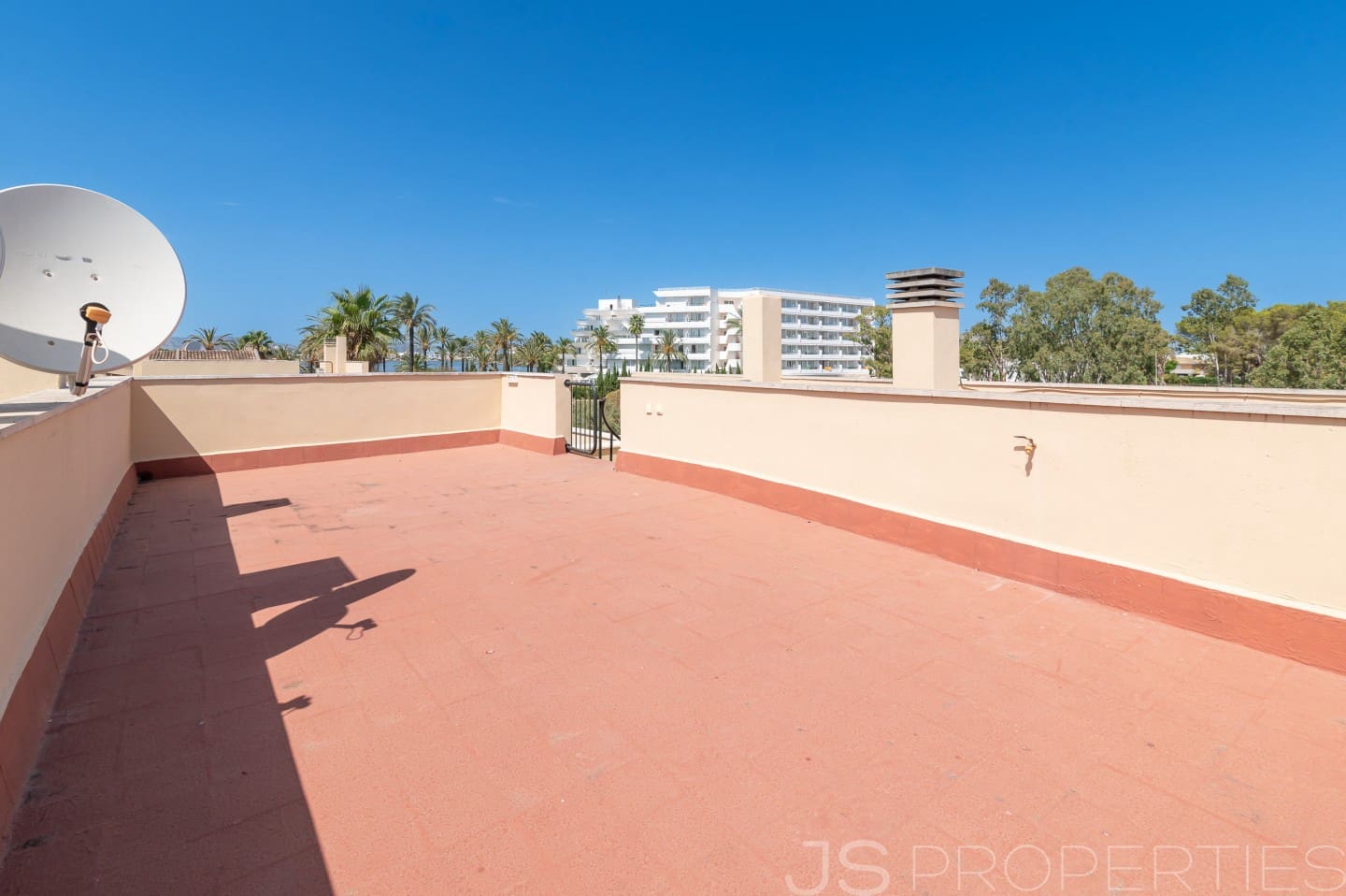 4 chambre Villa/Maison Semi-Mitoyenne à vendre à Alcudia avec garage - 630 000 € (Ref: 10009915)