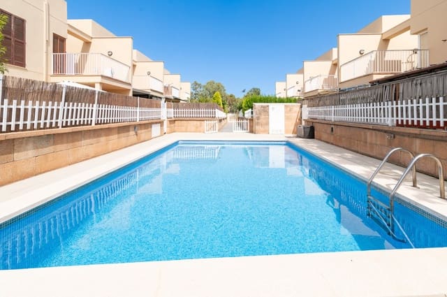4 chambre Villa/Maison Semi-Mitoyenne à vendre à Platja d'Alcúdia, Alcúdia avec garage - 630 000 € (Ref: 10009915)