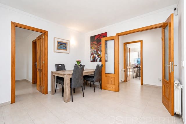 3 sovrum Lägenhet till salu i Port de Pollença, Pollensa / Pollença med garage - 405 000 € (Ref: 10023081)