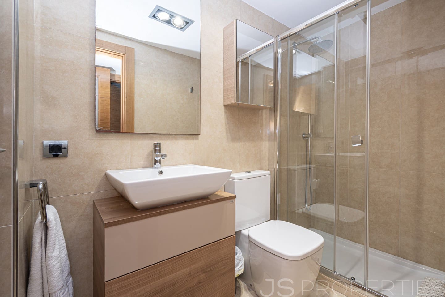 3 sovrum Lägenhet till salu i Pollensa / Pollenca med garage - 1 295 000 € (Ref: 10029725)
