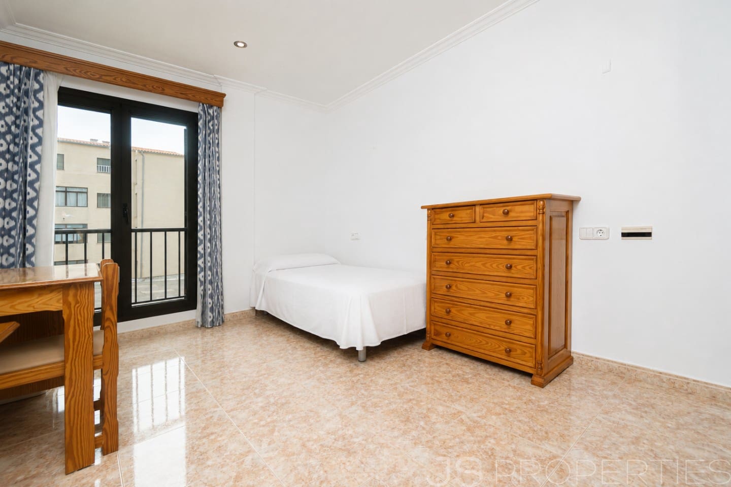 3 bedroom Apartment for sale in Pollensa / Pollenca - € 640,000 (Ref: 10041429)