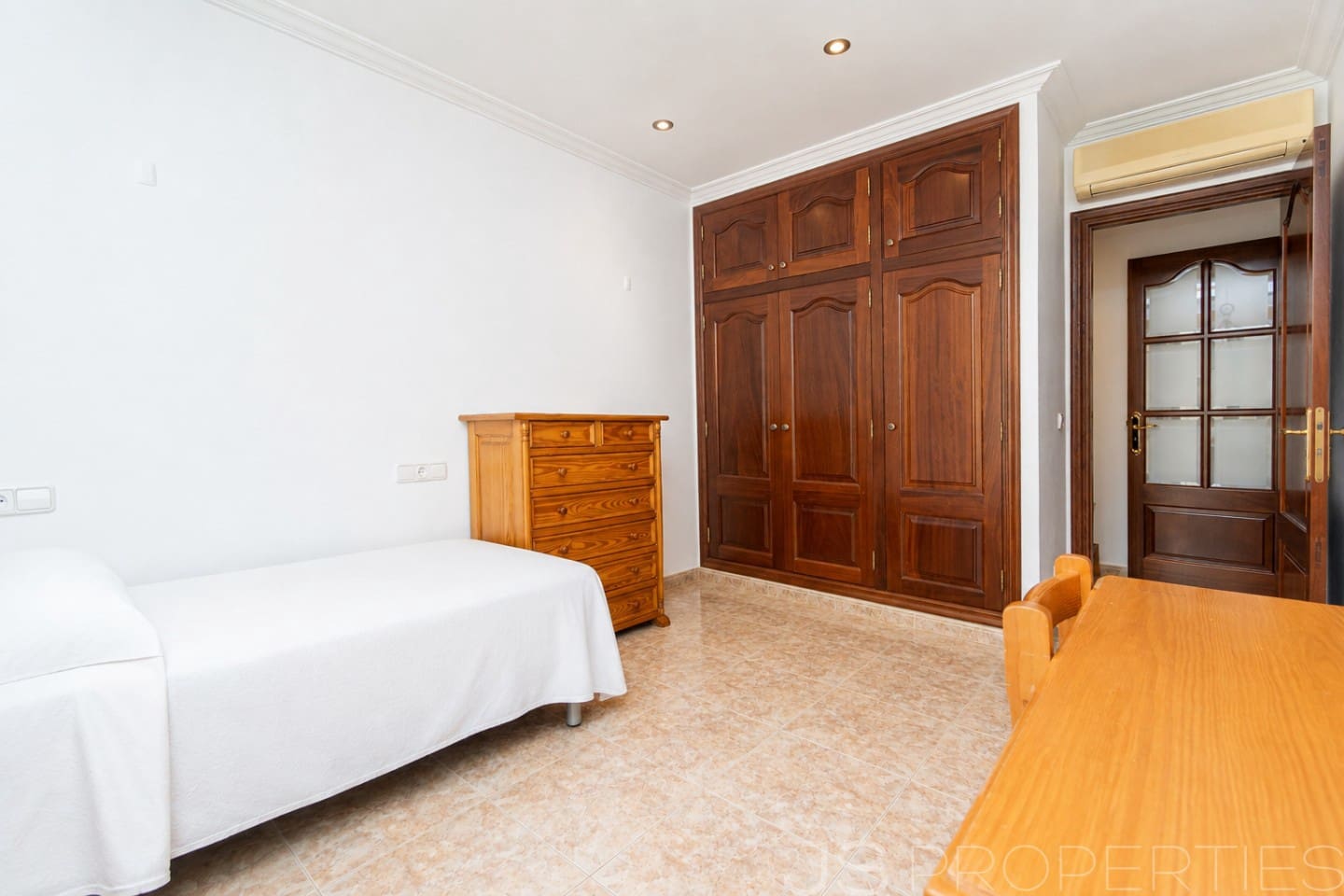 3 bedroom Apartment for sale in Pollensa / Pollenca - € 640,000 (Ref: 10041429)
