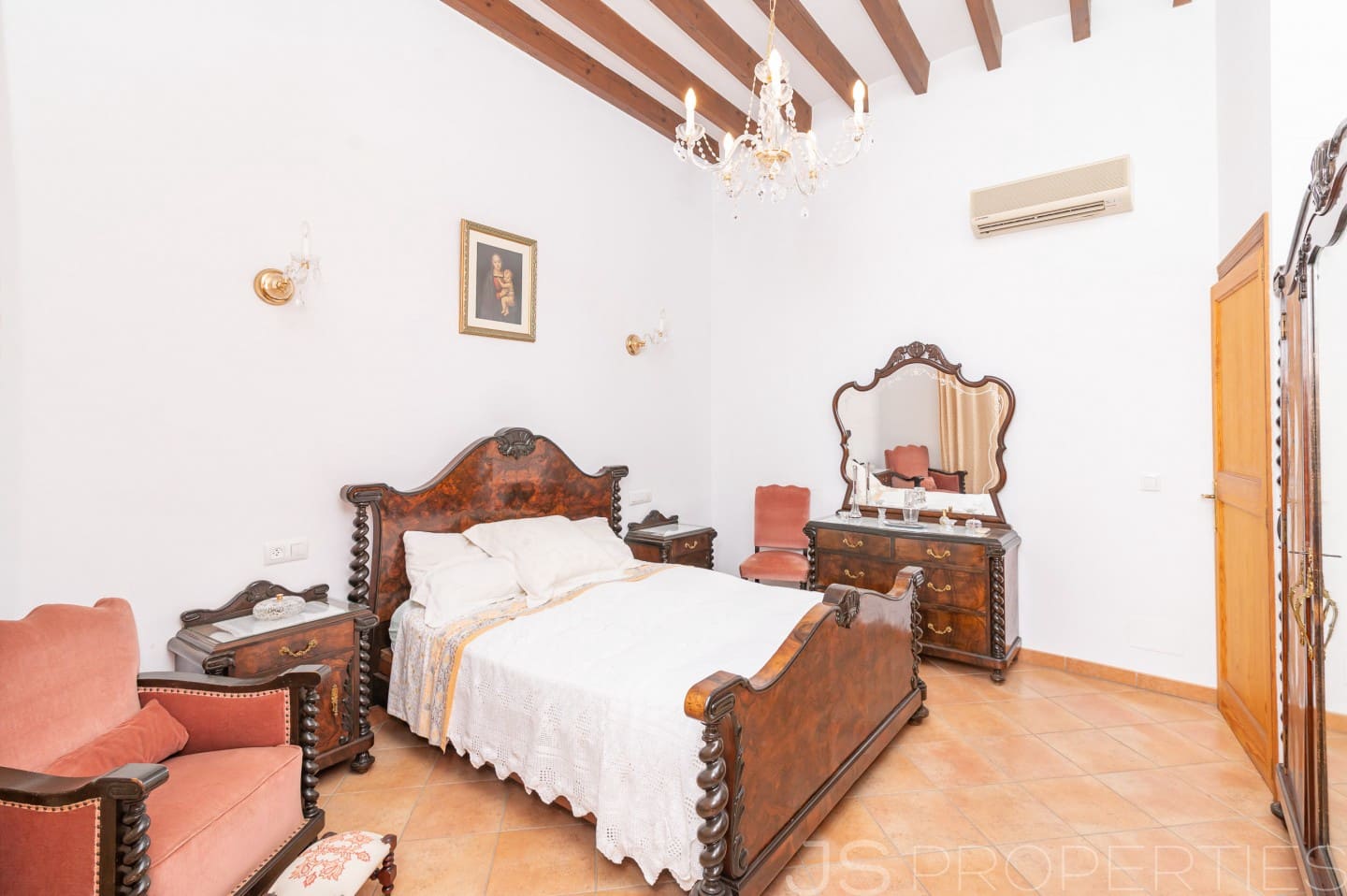 4 bedroom Townhouse for sale in Pollensa / Pollenca - € 1,150,000 (Ref: 10041430)