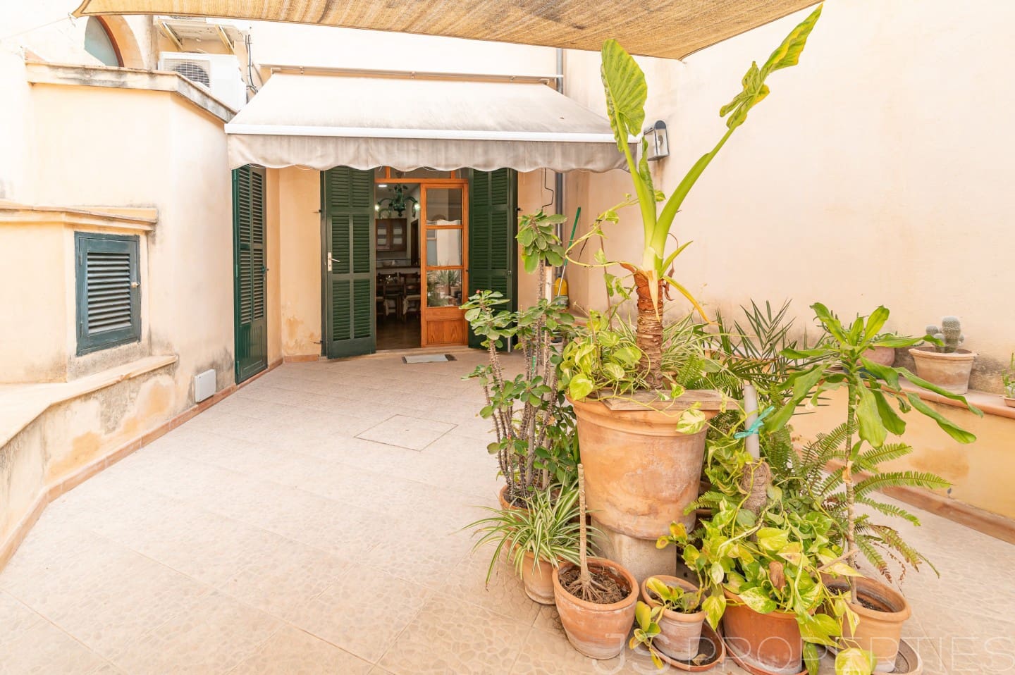 4 bedroom Townhouse for sale in Pollensa / Pollenca - € 1,150,000 (Ref: 10041430)