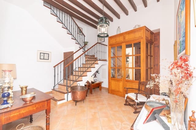4 bedroom Townhouse for sale in Pollensa / Pollença - € 1,150,000 (Ref: 10041430)