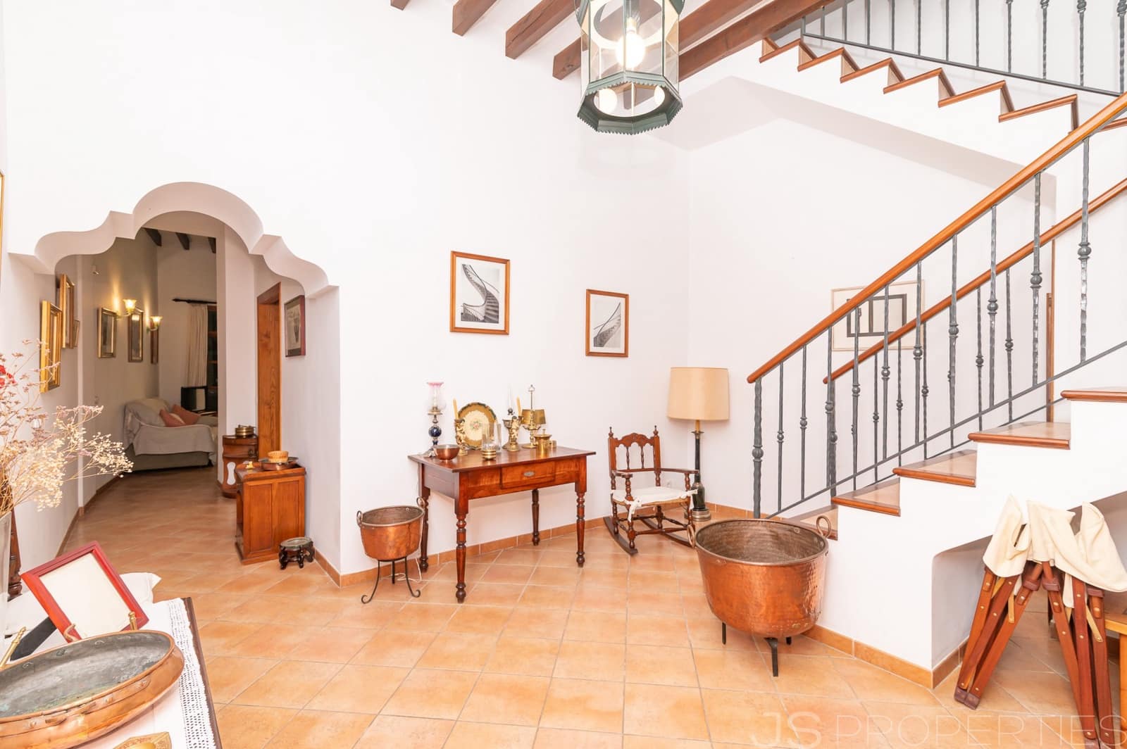 4 bedroom Townhouse for sale in Pollensa / Pollenca - € 1,150,000 (Ref: 10041430)