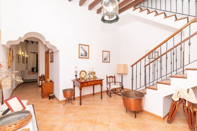 4 bedroom Townhouse for sale in Pollensa / Pollença - € 1,150,000 (Ref: 10041430)