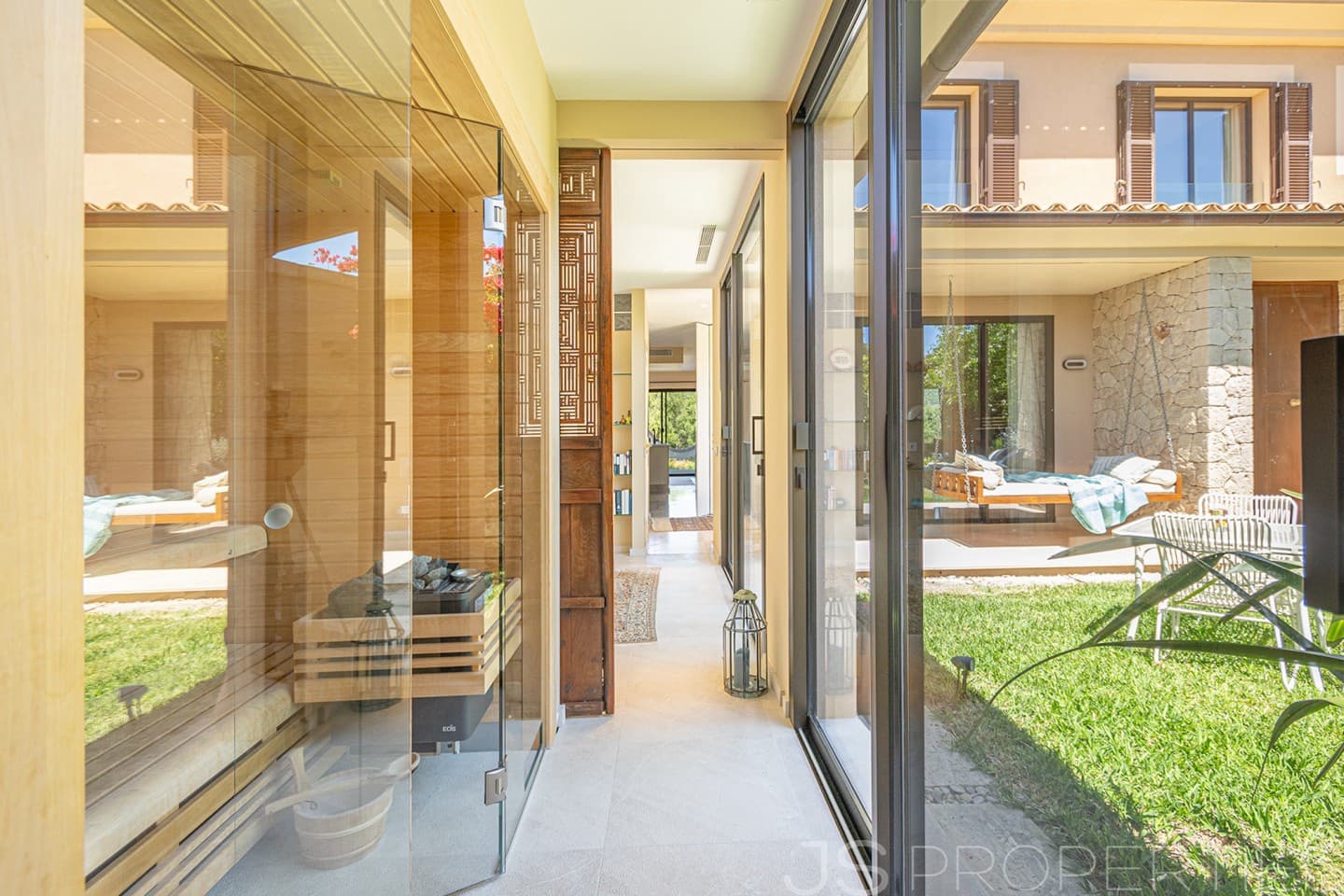 5 bedroom Villa for sale in Moscari with pool garage - € 4,500,000 (Ref: 10046192)