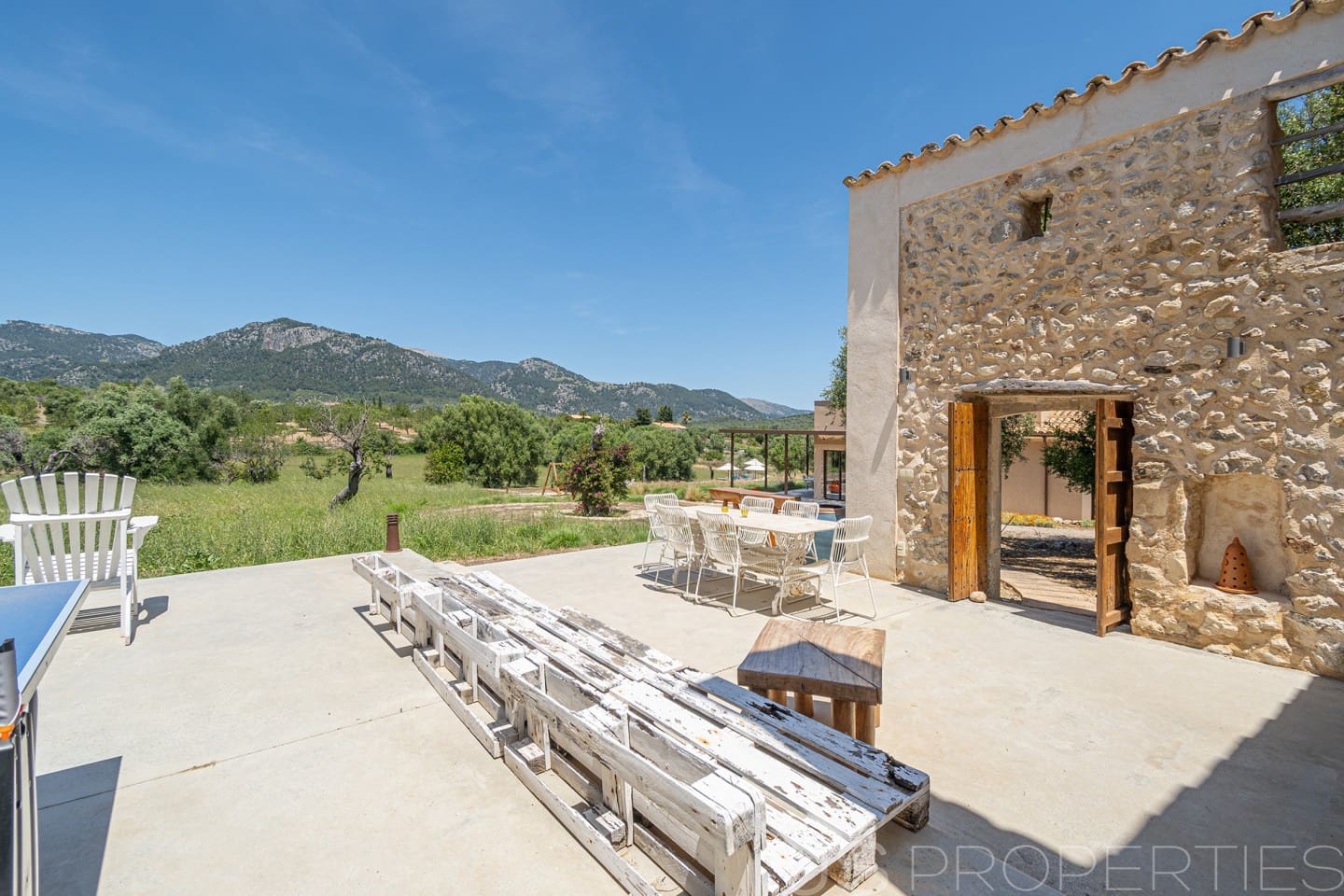 5 bedroom Villa for sale in Moscari with pool garage - € 4,500,000 (Ref: 10046192)