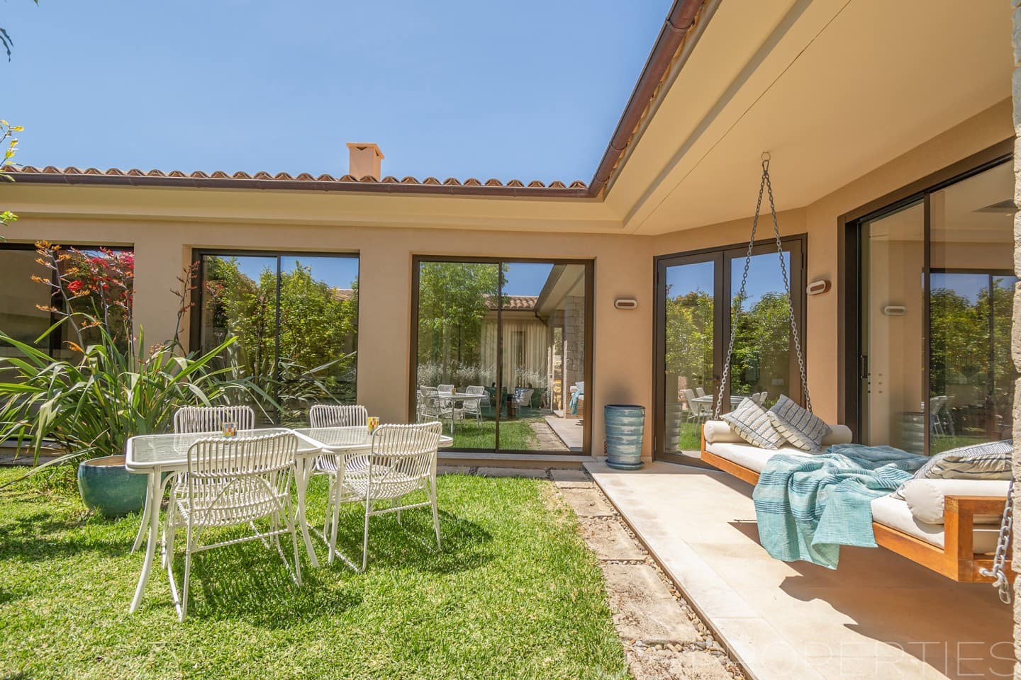5 bedroom Villa for sale in Moscari with pool garage - € 4,500,000 (Ref: 10046192)