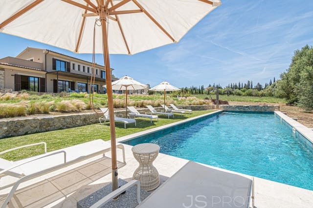 Chalet de 5 habitaciones en Moscari, Selva en venta con piscina garaje - 4.500.000 € (Ref: 10046192)