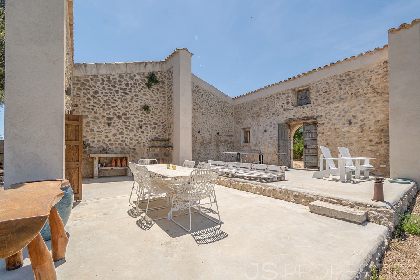 5 bedroom Villa for sale in Moscari with pool garage - € 4,500,000 (Ref: 10046192)
