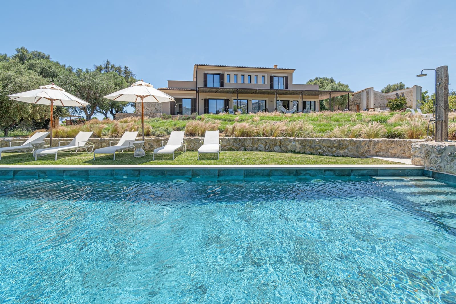 5 bedroom Villa for sale in Moscari with pool garage - € 4,500,000 (Ref: 10046192)