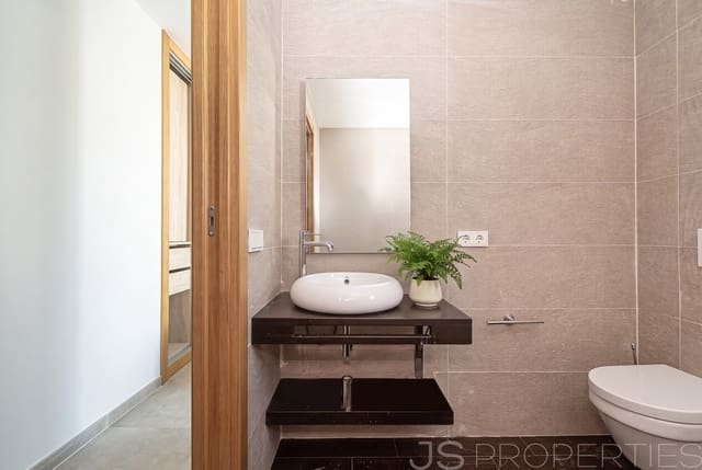 3 quarto Apartamento para venda em Port de Pollença, Pollensa / Pollença com piscina garagem - 850 000 € (Ref: 10076782)