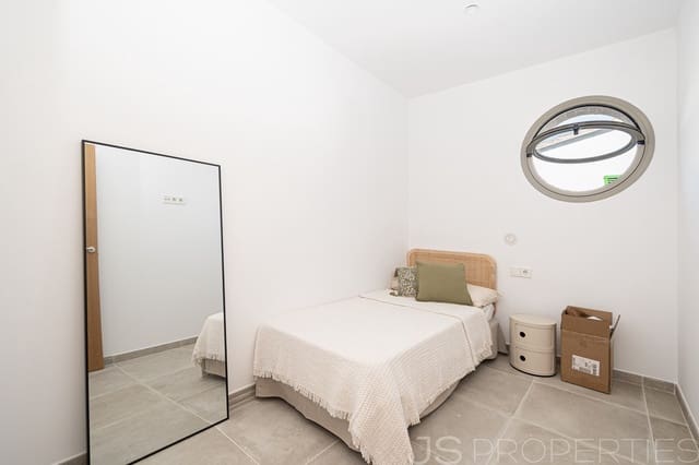 3 quarto Apartamento para venda em Port de Pollença, Pollensa / Pollença com piscina garagem - 850 000 € (Ref: 10076782)