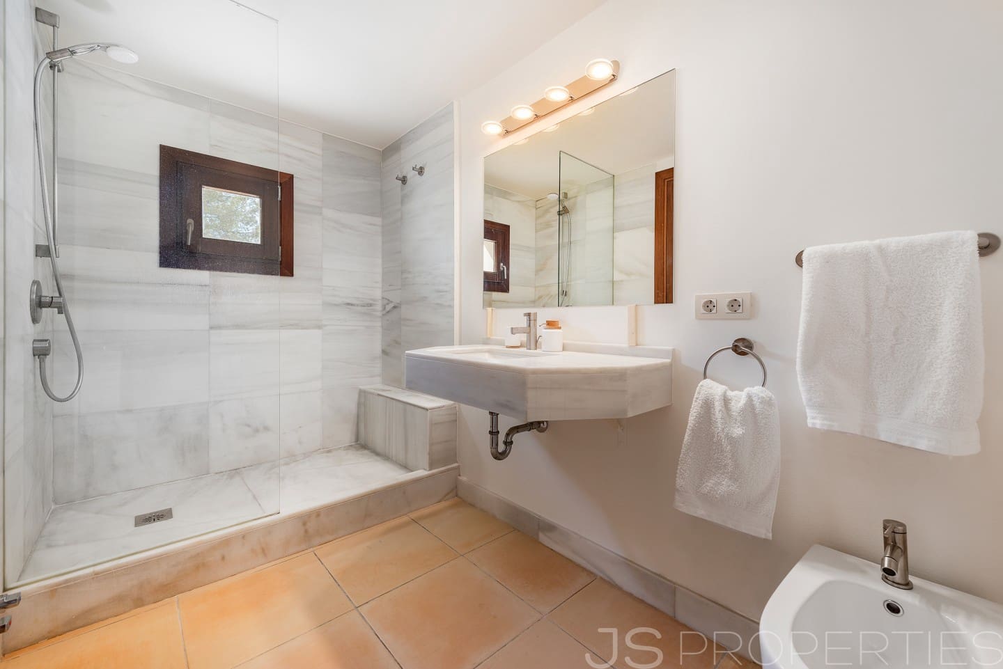 Chalet de 4 habitaciones en Pollensa / Pollença en venta con piscina garaje - 2.600.000 € (Ref: 10101030)