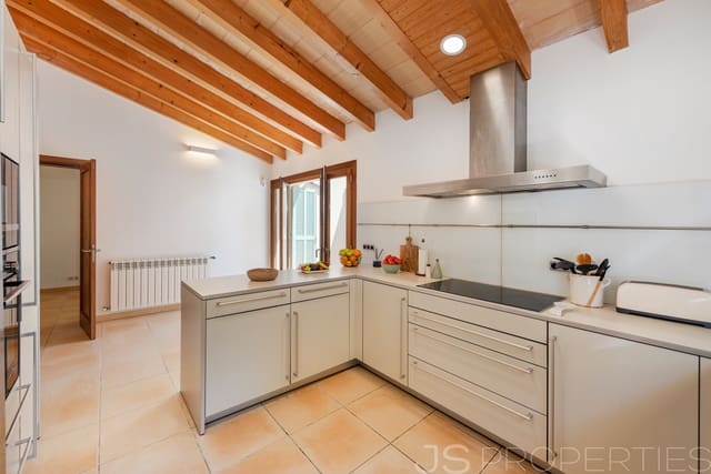 Chalet de 4 habitaciones en Pollensa / Pollença en venta con piscina garaje - 2.600.000 € (Ref: 10101030)