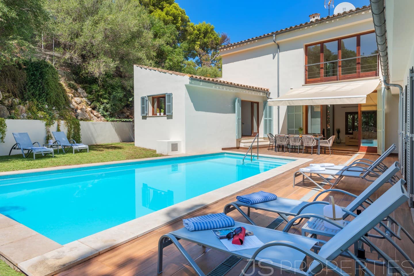 Chalet de 4 habitaciones en Pollensa / Pollença en venta con piscina garaje - 2.600.000 € (Ref: 10101030)
