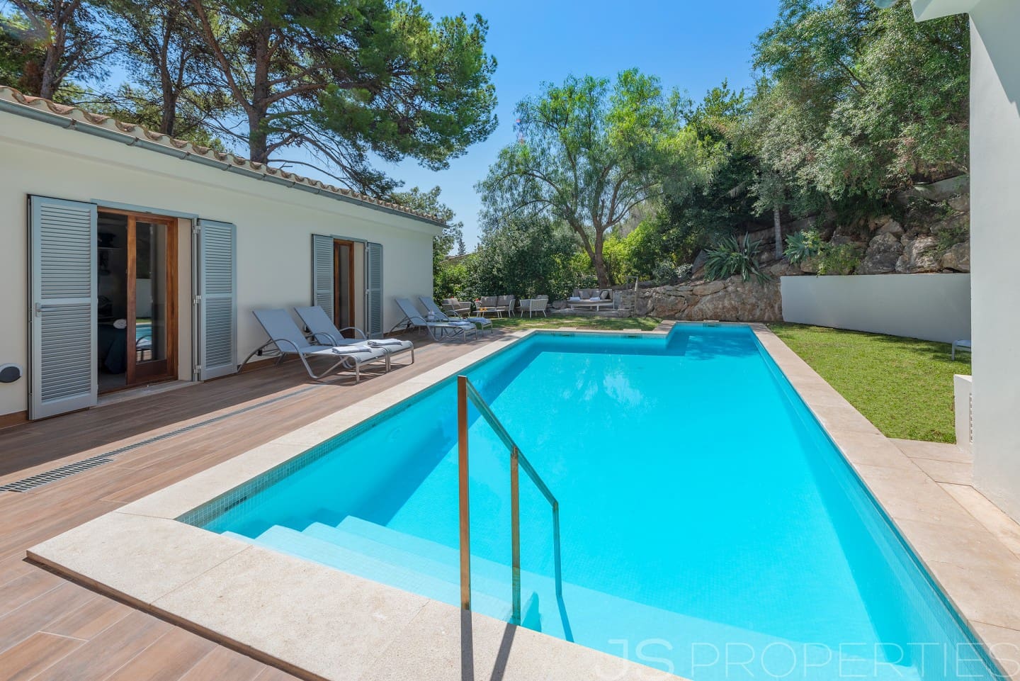 Chalet de 4 habitaciones en Pollensa / Pollença en venta con piscina garaje - 2.600.000 € (Ref: 10101030)