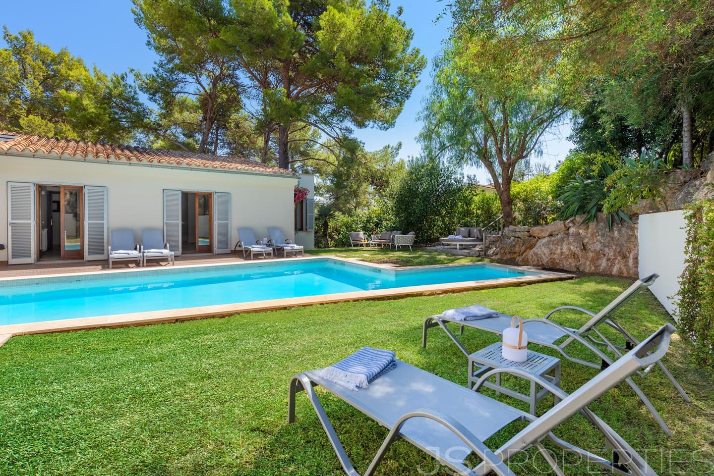 Chalet de 4 habitaciones en Pollensa / Pollença en venta con piscina garaje - 2.600.000 € (Ref: 10101030)