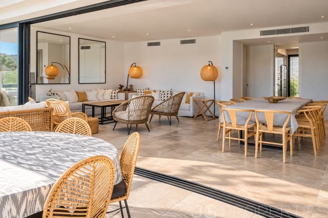 4 chambre Penthouse à vendre à Port de Pollença, Pollensa / Pollença avec piscine garage - 2 150 000 € (Ref: 10130307)