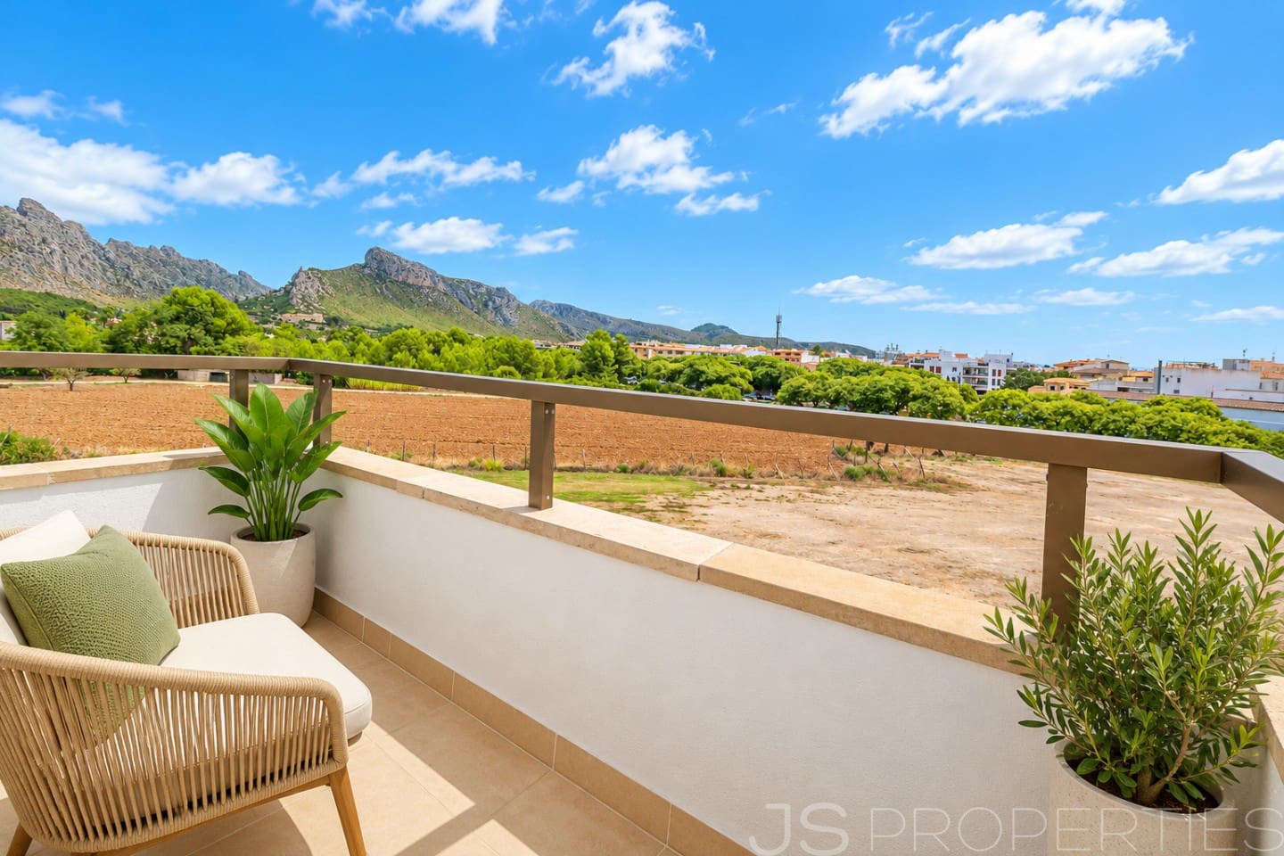 Apartamento de 2 habitaciones en Pollensa / Pollença en venta con garaje - 320.000 € (Ref: 10144891)