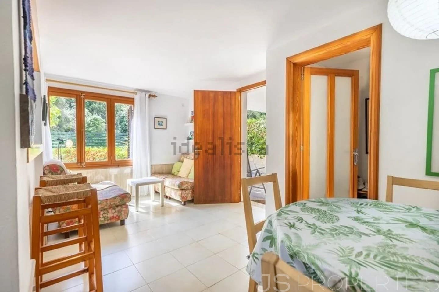 5 soveværelse Semi-Rækkehus til salg i Cala San Vicente / Cala Sant Vicenc med garage - € 1.060.000 (Ref: 10163207)