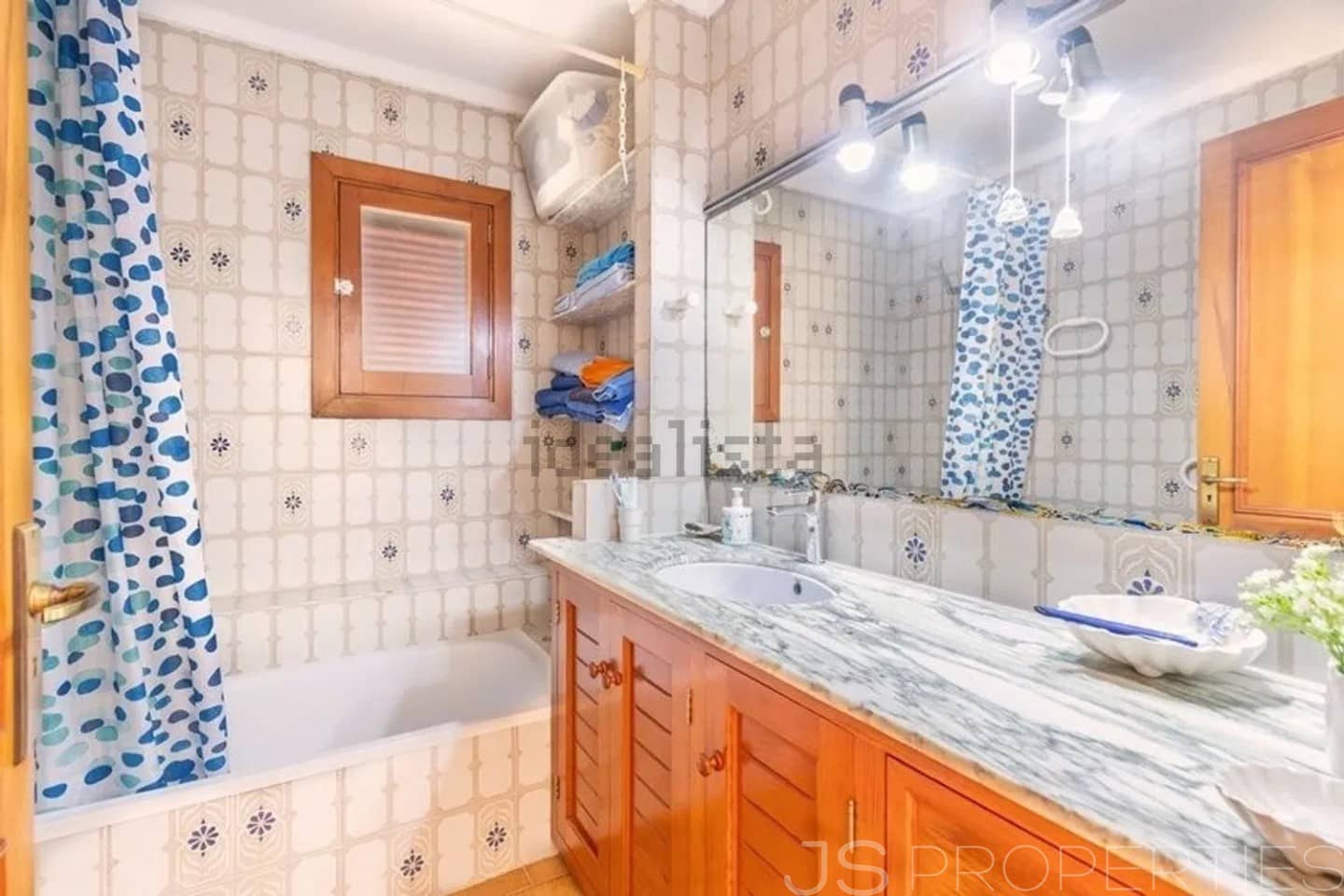 5 soveværelse Semi-Rækkehus til salg i Cala San Vicente / Cala Sant Vicenc med garage - € 1.060.000 (Ref: 10163207)