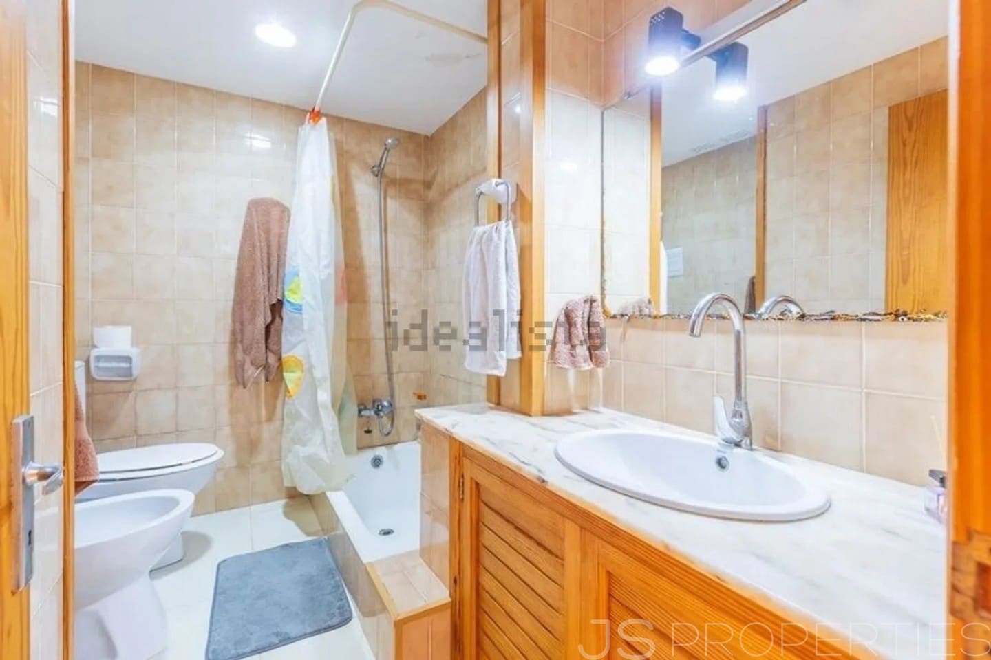 5 soveværelse Semi-Rækkehus til salg i Cala San Vicente / Cala Sant Vicenc med garage - € 1.060.000 (Ref: 10163207)