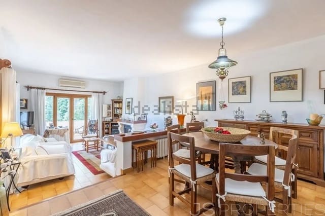 5 soveværelse Semi-Rækkehus til salg i Cala San Vicente / Cala Sant Vicenç, Pollensa / Pollença med garage - € 1.060.000 (Ref: 10163207)