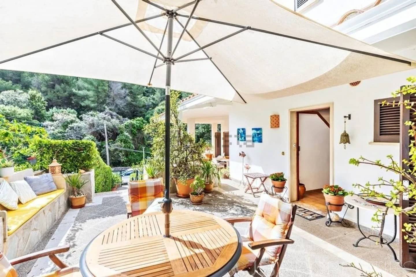 5 soveværelse Semi-Rækkehus til salg i Cala San Vicente / Cala Sant Vicenc med garage - € 1.060.000 (Ref: 10163207)
