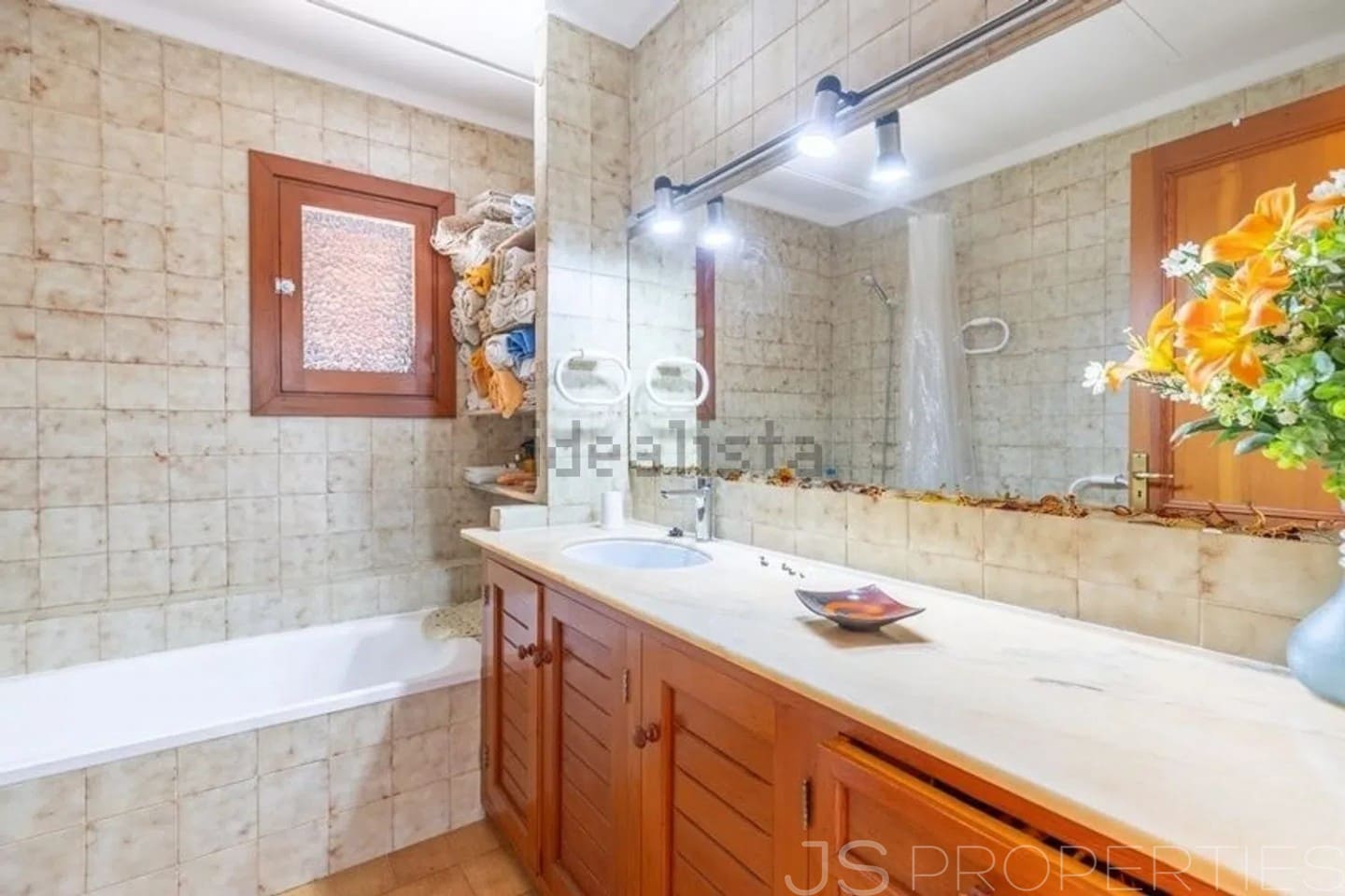 5 soveværelse Semi-Rækkehus til salg i Cala San Vicente / Cala Sant Vicenc med garage - € 1.060.000 (Ref: 10163207)
