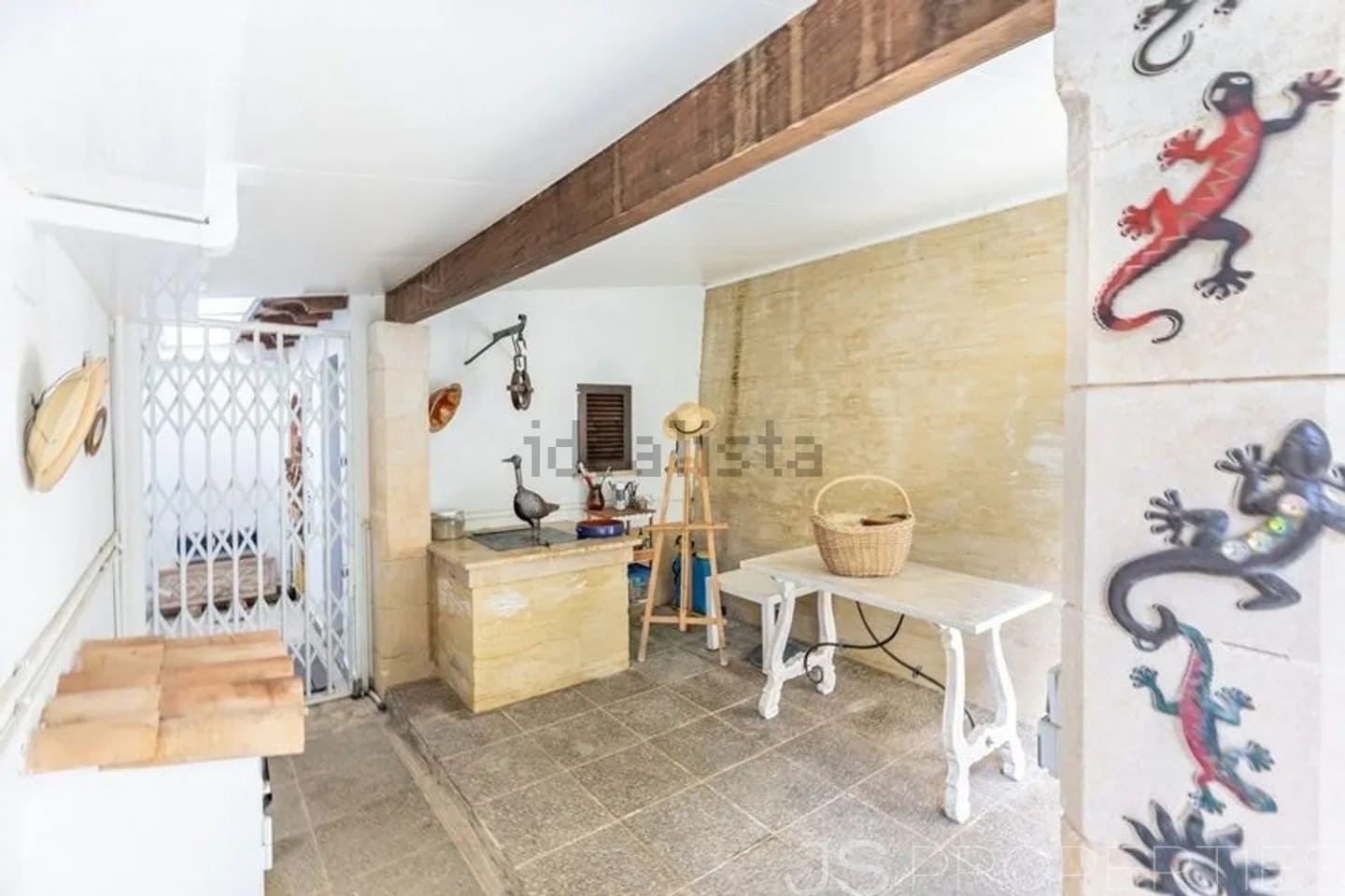 5 soveværelse Semi-Rækkehus til salg i Cala San Vicente / Cala Sant Vicenc med garage - € 1.060.000 (Ref: 10163207)