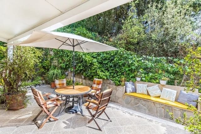 5 soveværelse Semi-Rækkehus til salg i Cala San Vicente / Cala Sant Vicenç, Pollensa / Pollença med garage - € 1.060.000 (Ref: 10163207)