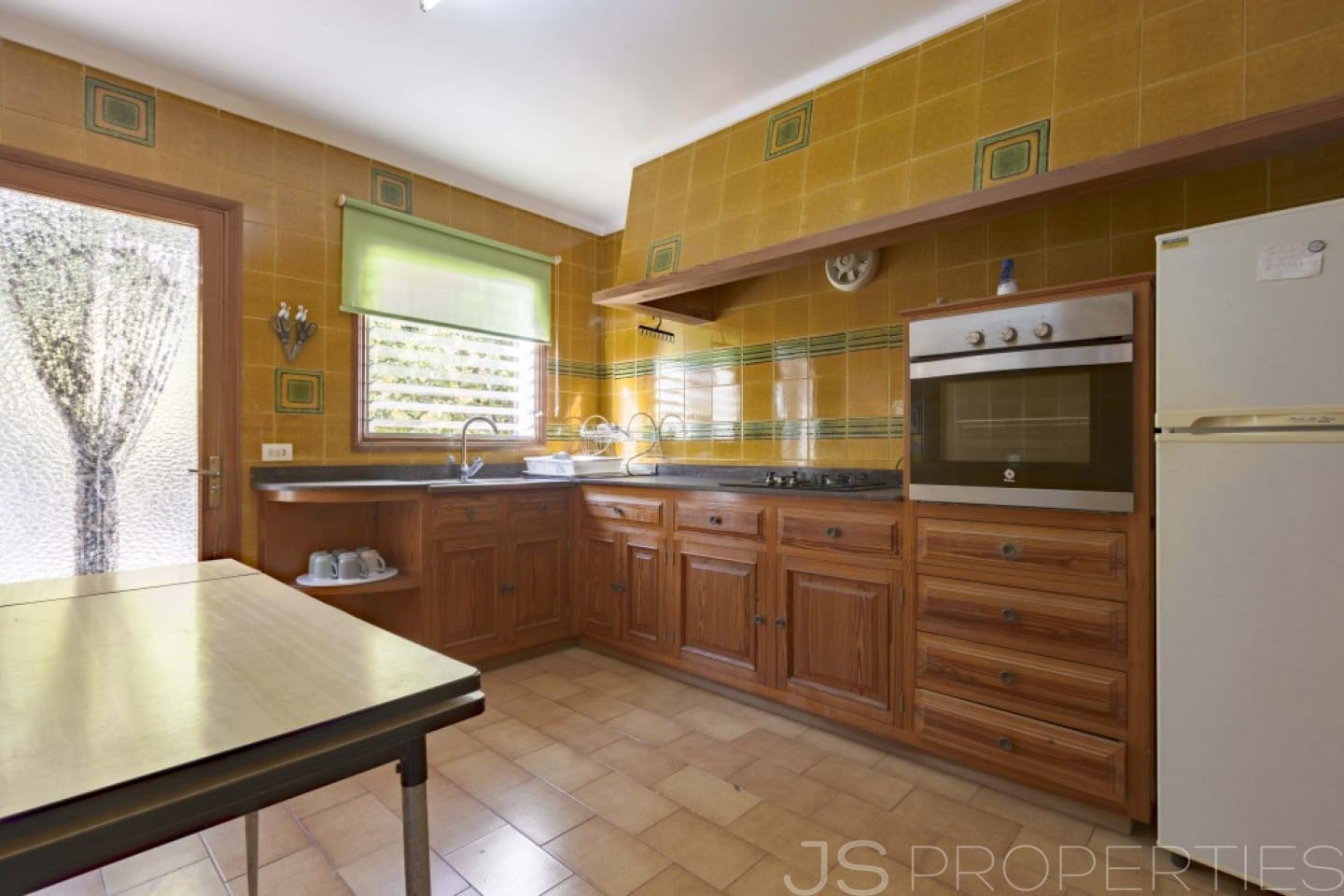 5 bedroom Semi-detached Villa for sale in Cala San Vicente / Cala Sant Vicenc with garage - € 750,000 (Ref: 10163208)