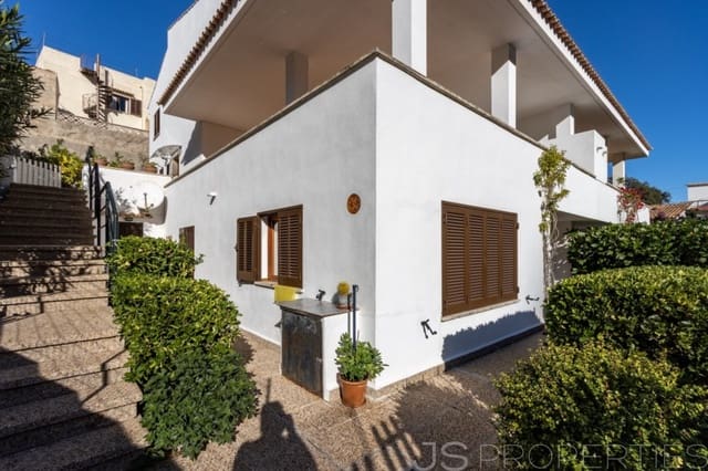 5 bedroom Semi-detached Villa for sale in Cala San Vicente / Cala Sant Vicenç, Pollensa / Pollença with garage - € 750,000 (Ref: 10163208)