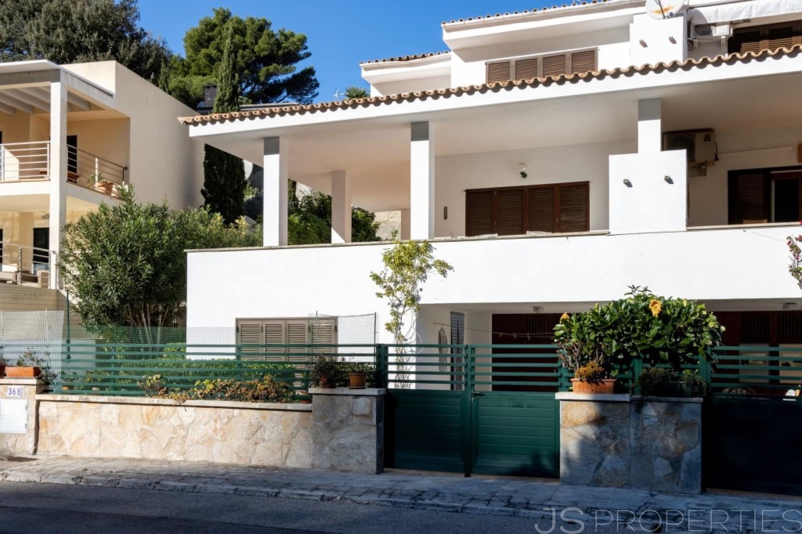5 bedroom Semi-detached Villa for sale in Cala San Vicente / Cala Sant Vicenc with garage - € 750,000 (Ref: 10163208)