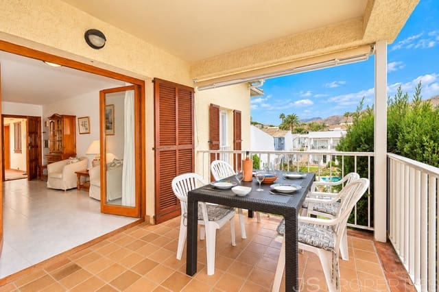 2 makuuhuone Huoneisto myytävänä paikassa Port de Pollença, Pollensa / Pollença mukana uima-altaan - 430 000 € (Ref: 10175592)