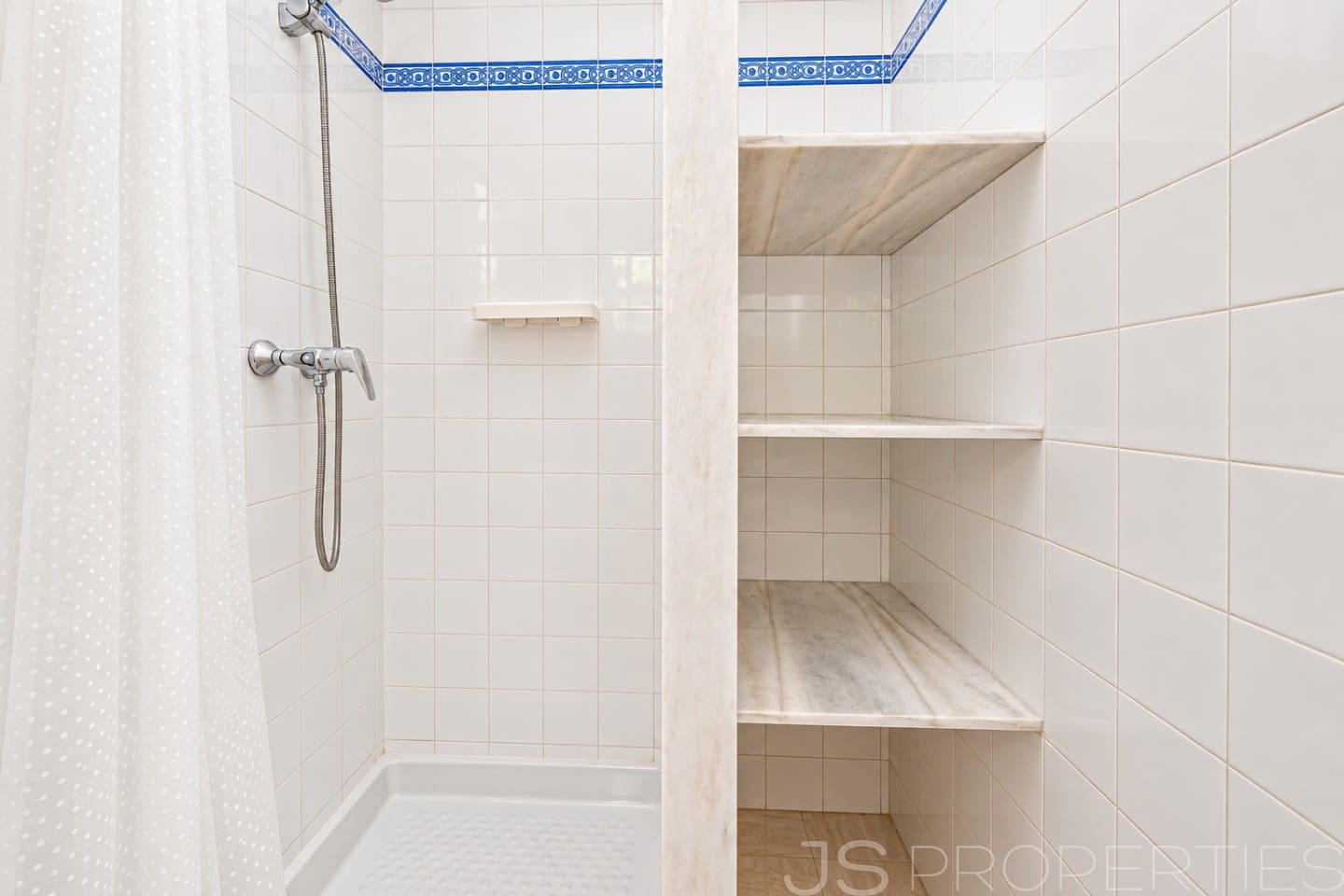 3 slaapkamer Villa te koop in Alcudia met garage - € 1.100.000 (Ref: 10177427)