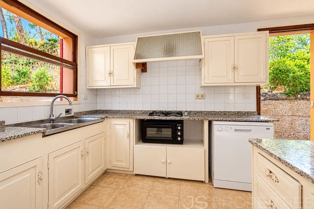 3 slaapkamer Villa te koop in Mal Pas-Bon Aire, Alcúdia met garage - € 1.100.000 (Ref: 10177427)