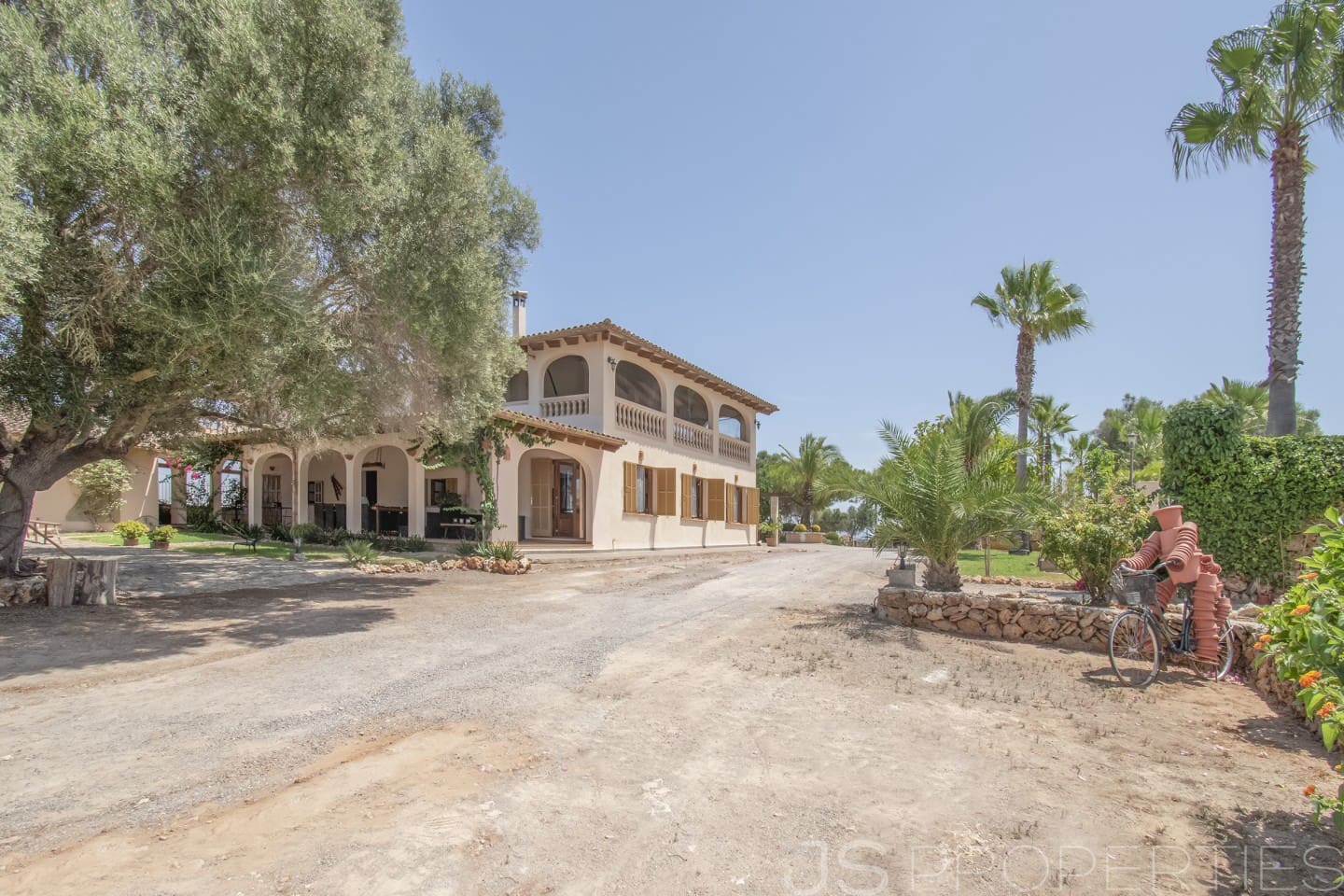 Villa for sale in Muro - € 5,300,000 (Ref: 7263108)